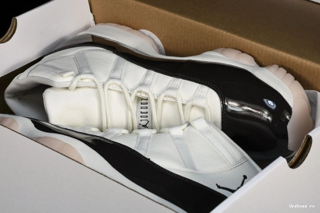 AR0715-101 11   Retro Jordan Neapolitan 0912